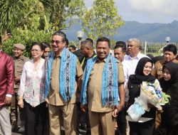 Tiba Di Bandara Pattimura, Lewerissa-vanath Kompak Menuju Kantor Gubernur