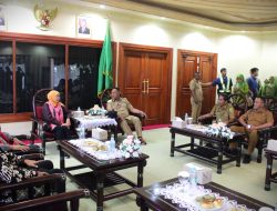 Tiba di Maluku, Gubernur Jatim Bawa Rombongan Sukseskan Misi Dagang
