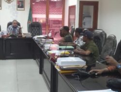 Ruas Jalan Waipia dan Saleman Rusak Parah, Komisi III Panggil BPJN Pekan Depan